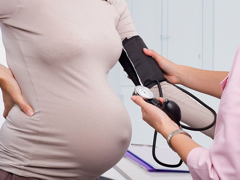 Как да се повиши налягане по време на бременност?