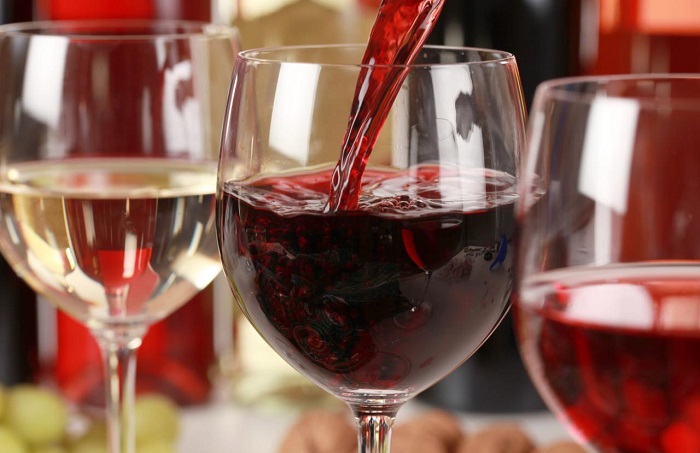 Тъй като виното се отразява на натиск?
